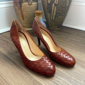 COLE HAAN Leather woven heels fits like 8 but is an 8.5